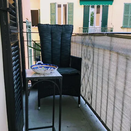 Lägenhet Lakefront Campione dʼItalia